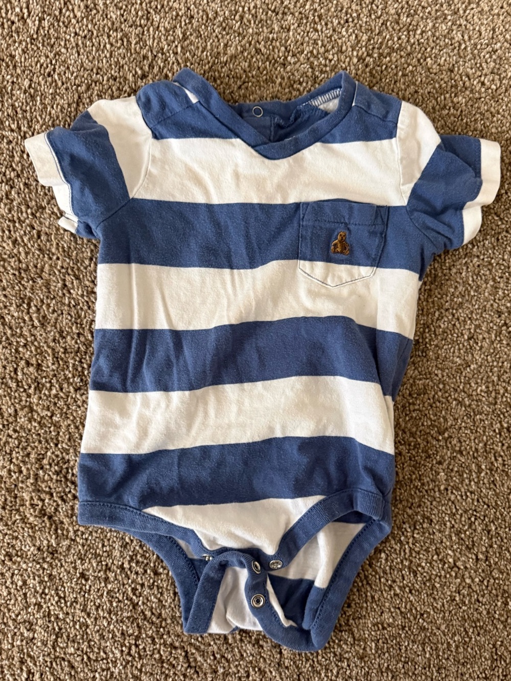 Gap boys onesie 6-12 months